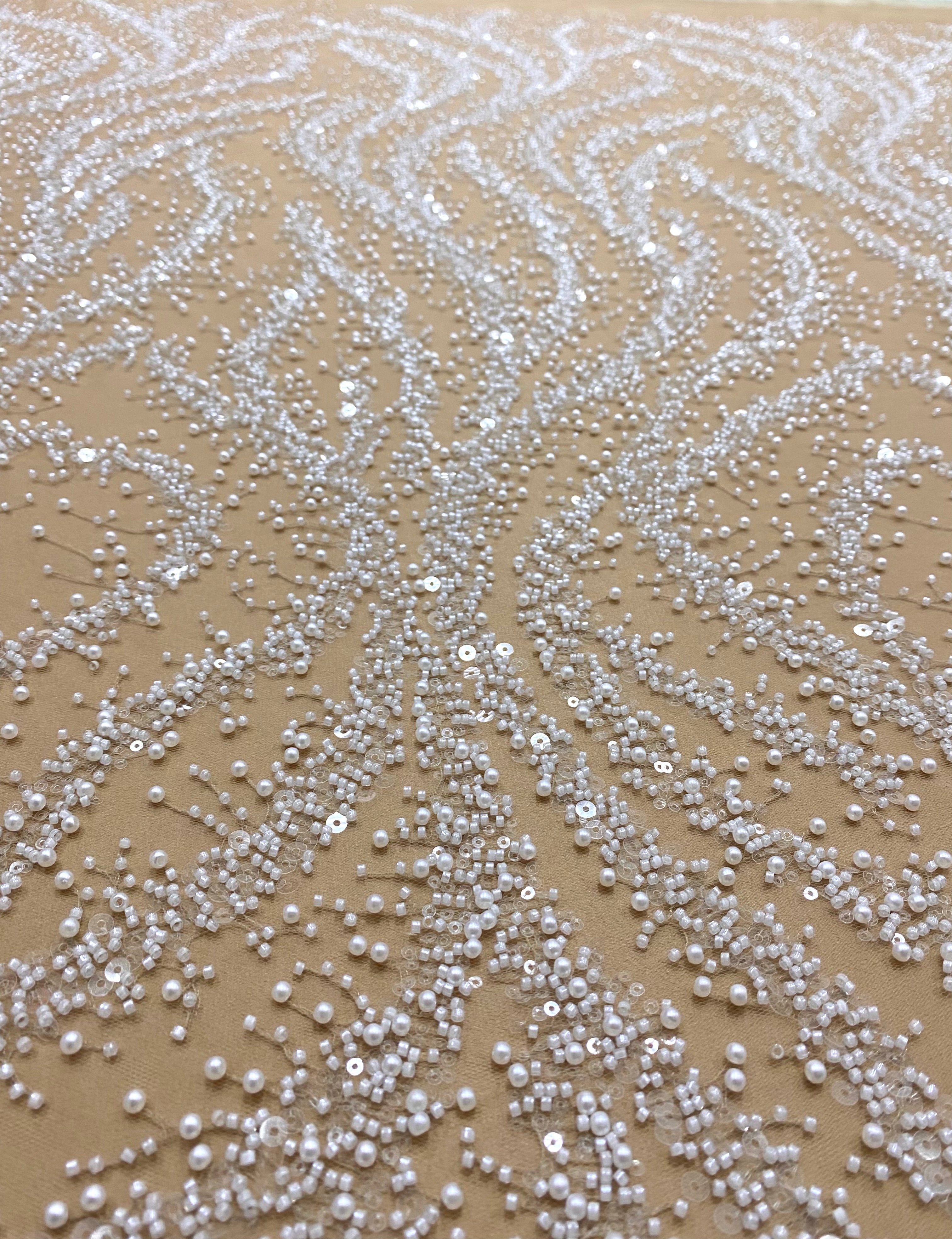 Dantela Couture Ivory pe Tulle Nude cu Perle, Margele si Paiete