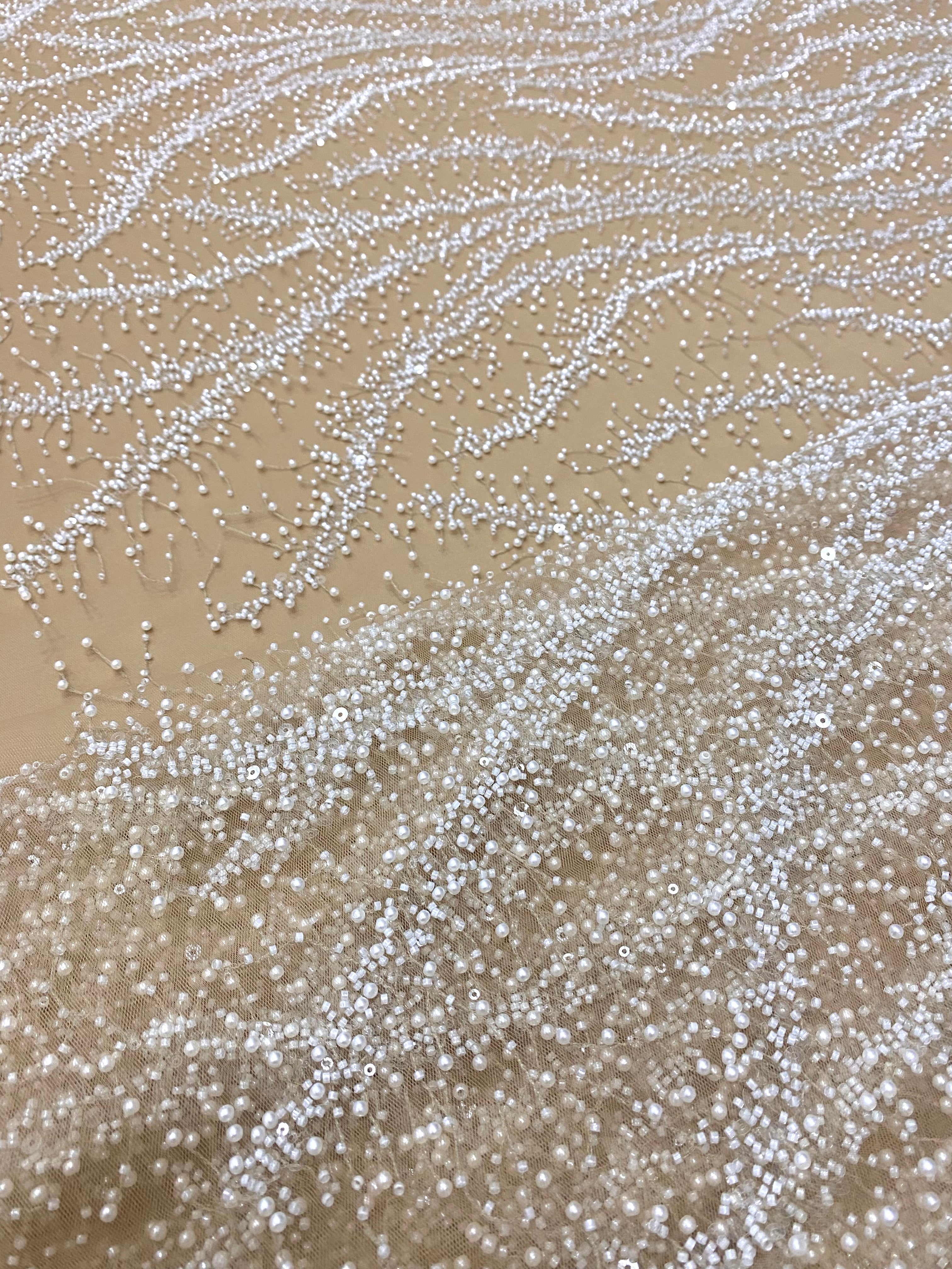 Dantela Couture Ivory pe Tulle Nude cu Perle, Margele si Paiete