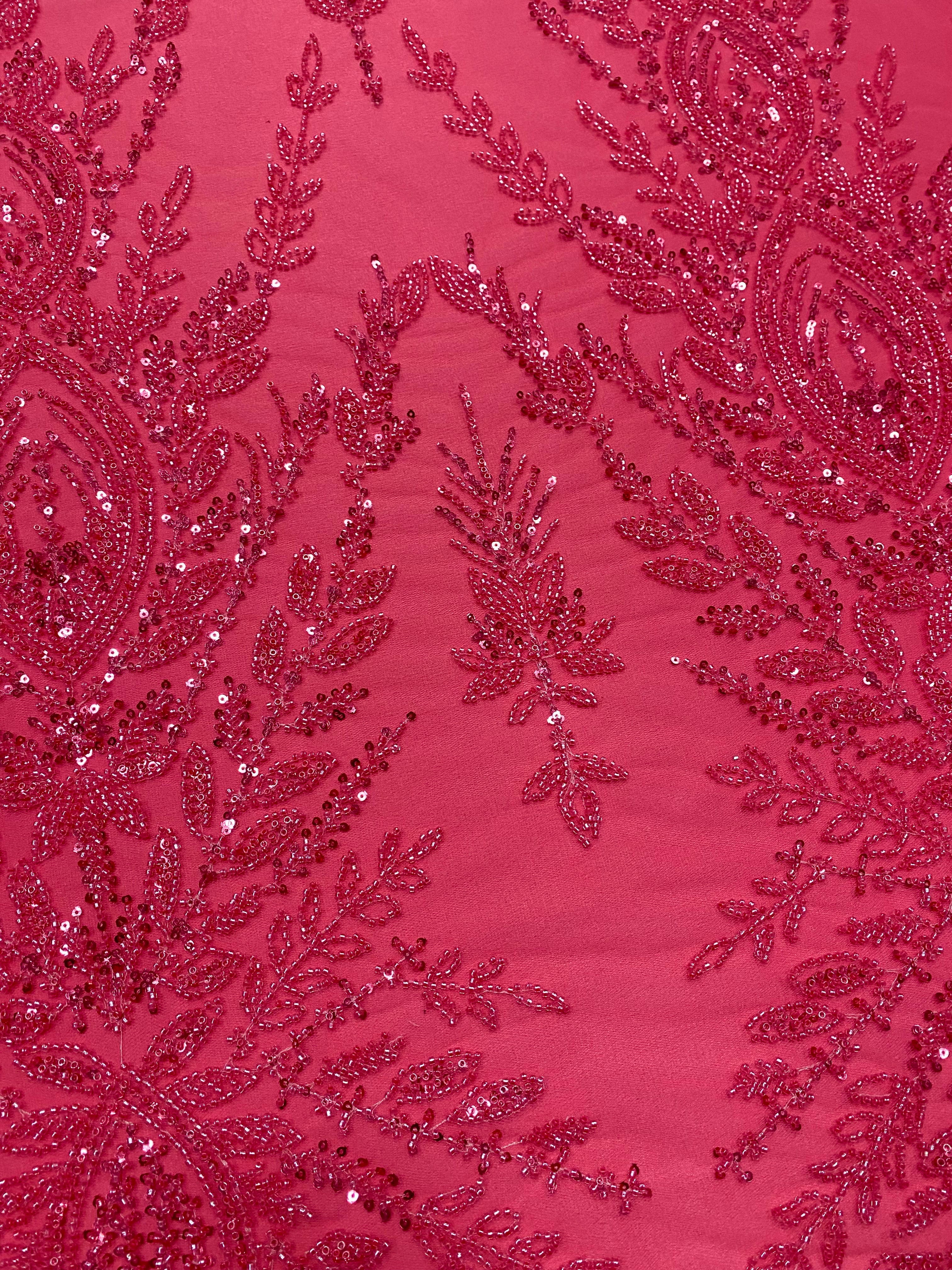 Dantela Couture Roz Coral cu Model Simetric, cu Margele si Paiete