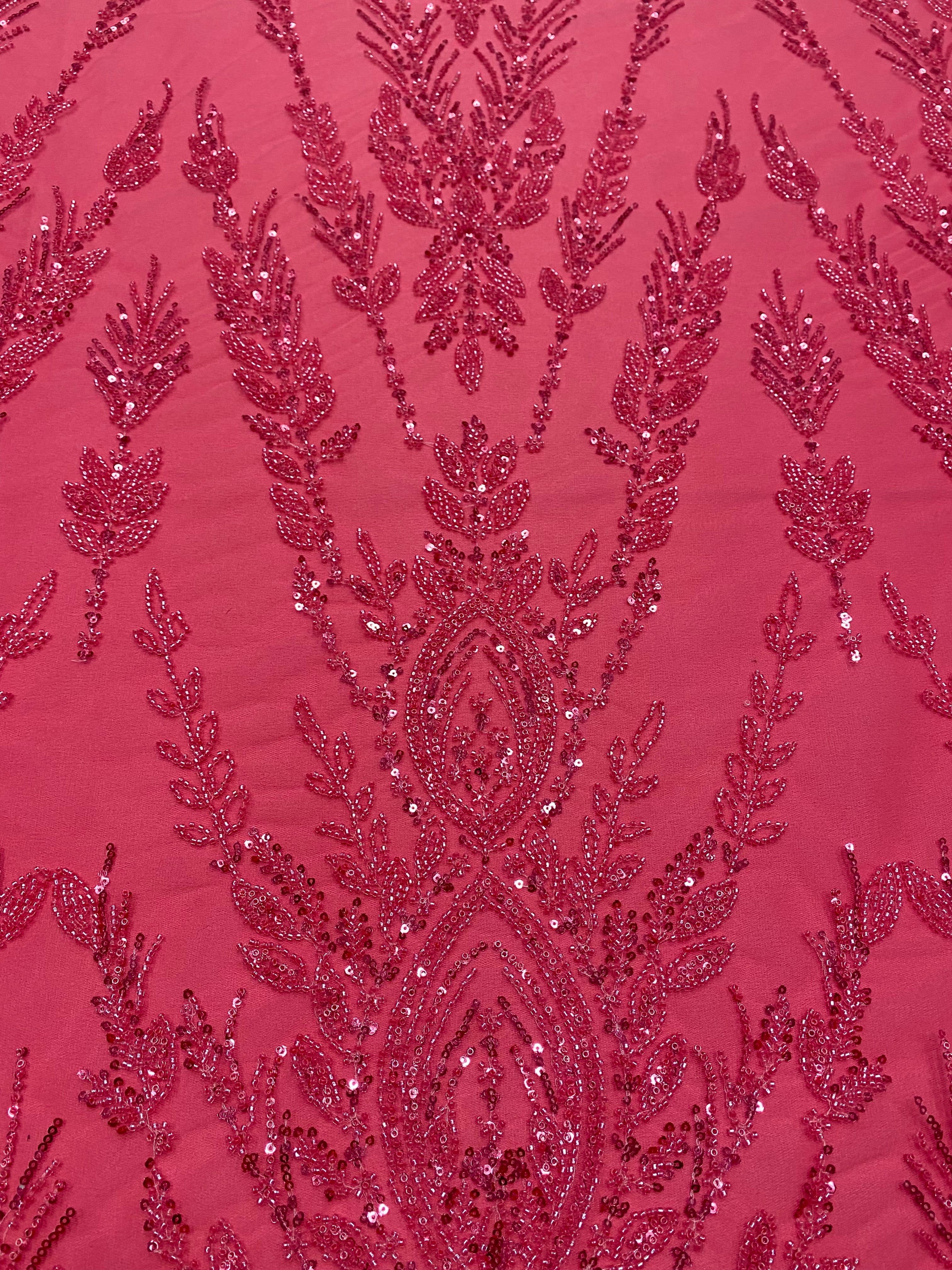 Dantela Couture Roz Coral cu Model Simetric, cu Margele si Paiete