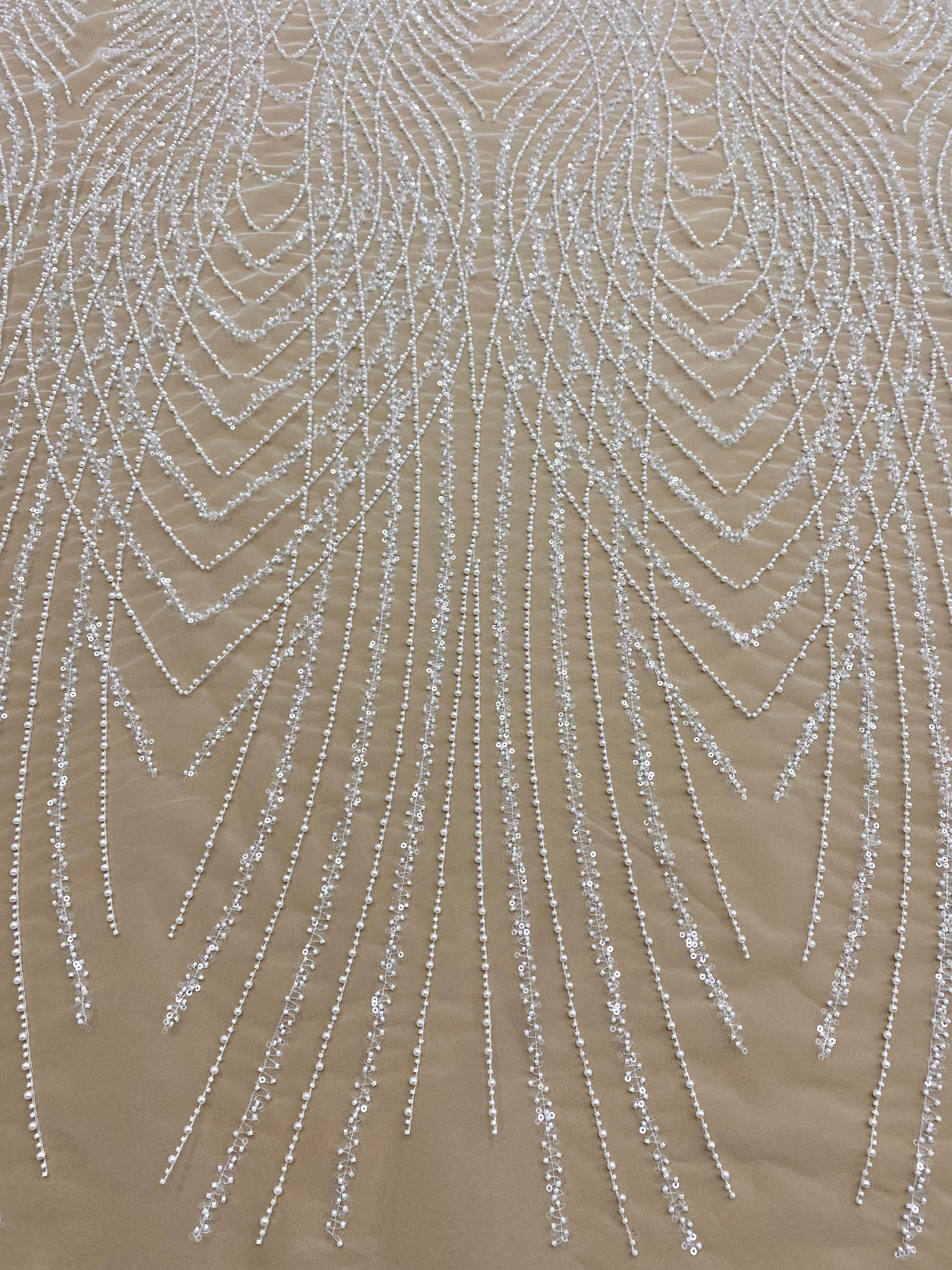 Cupon 1.50 m din Dantela Couture Ivory cu Panou, cu Perle, Margele si Paiete