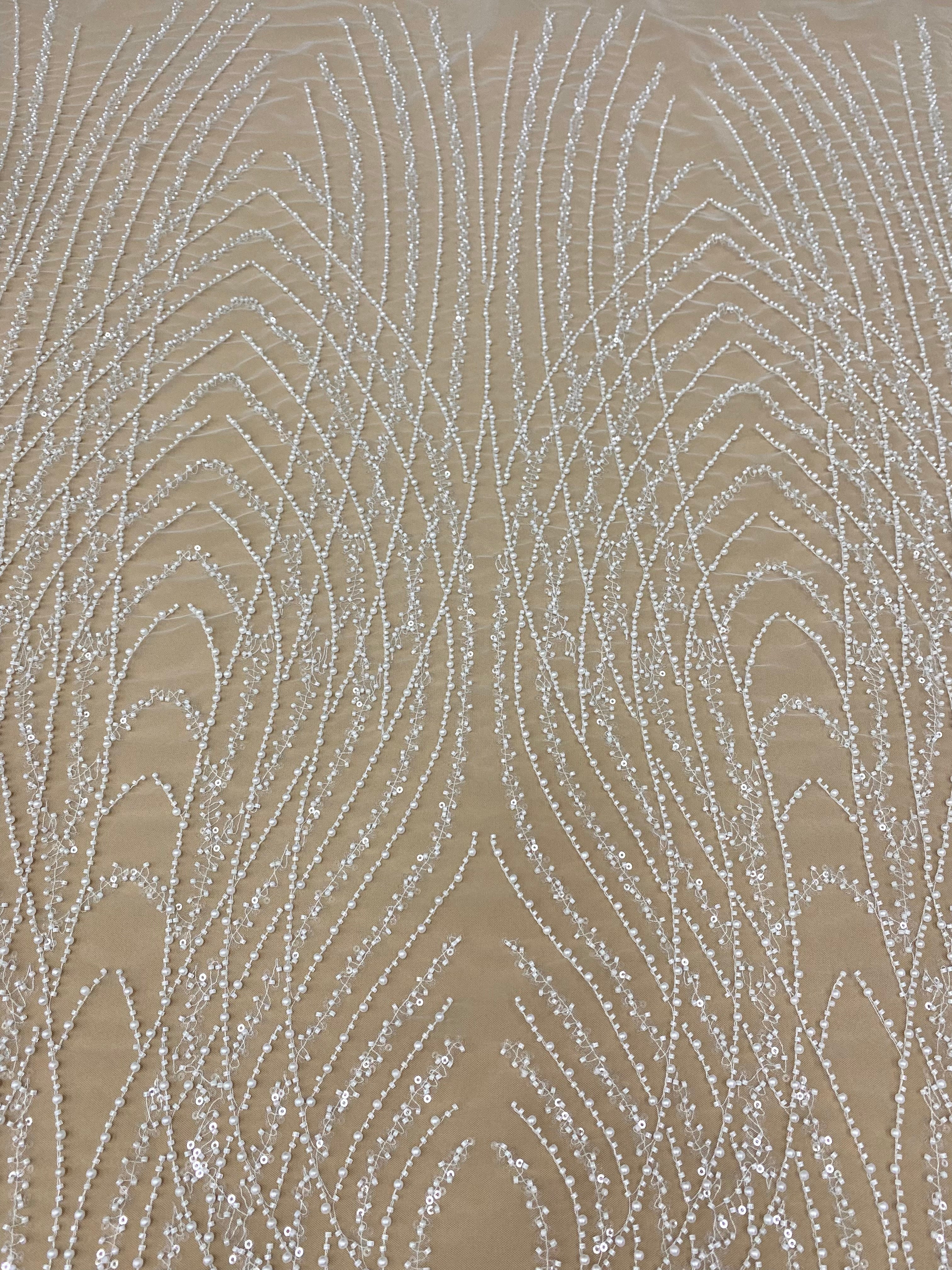 Cupon 1.50 m din Dantela Couture Ivory cu Panou, cu Perle, Margele si Paiete