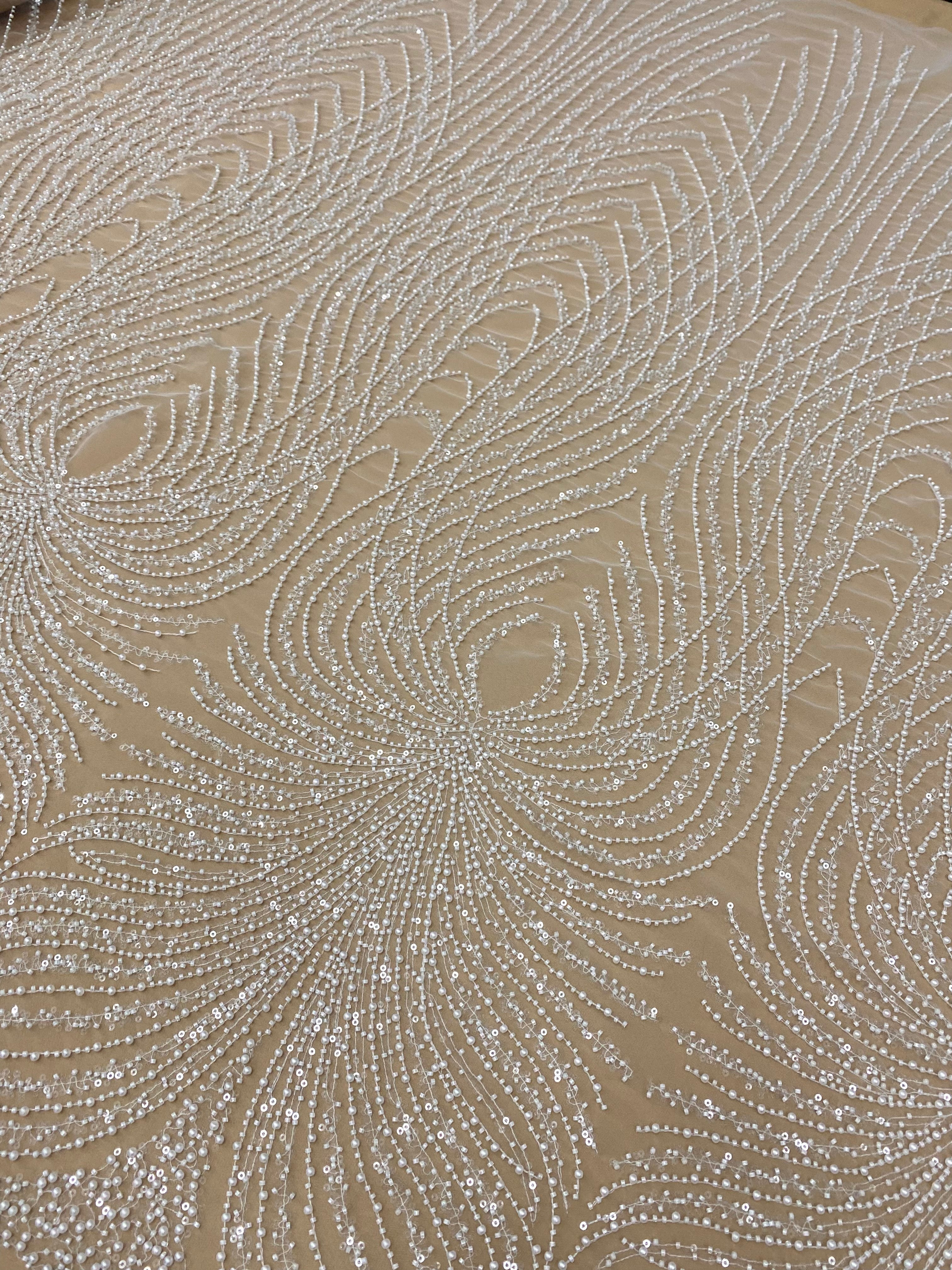 Cupon 1.50 m din Dantela Couture Ivory cu Panou, cu Perle, Margele si Paiete