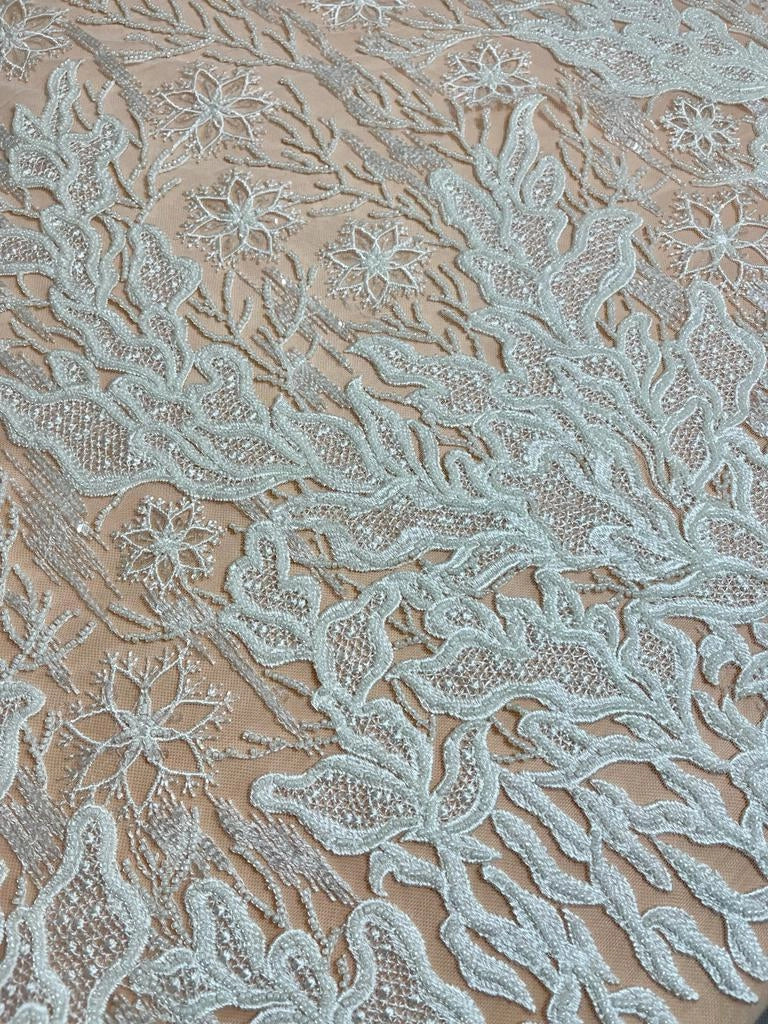 Dantela Ivory cu Model Floral, cu Perle si Paiete