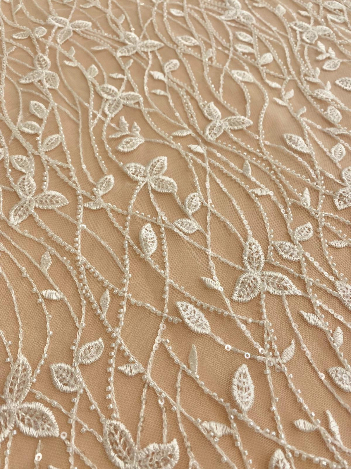 Dantela Couture cu Frunze, cu Perle si Paiete