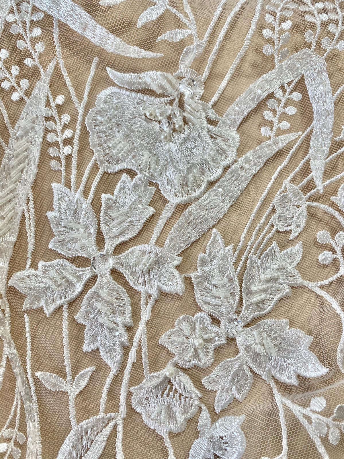 Lace with Floral Pattern, with Crystals, Pearls and Sequins