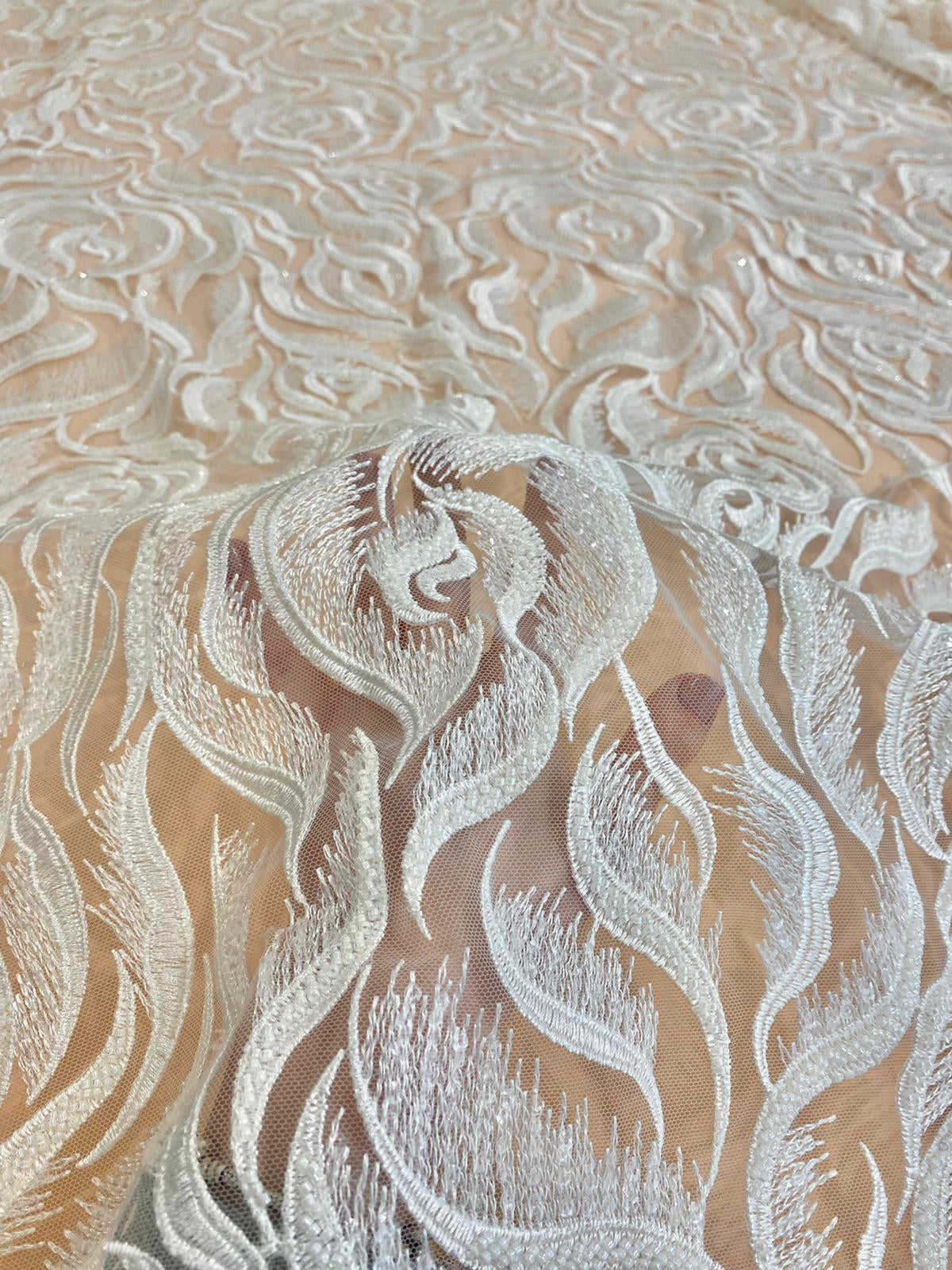 Lace with Floral Pattern, with Sided Pearls and Sequins