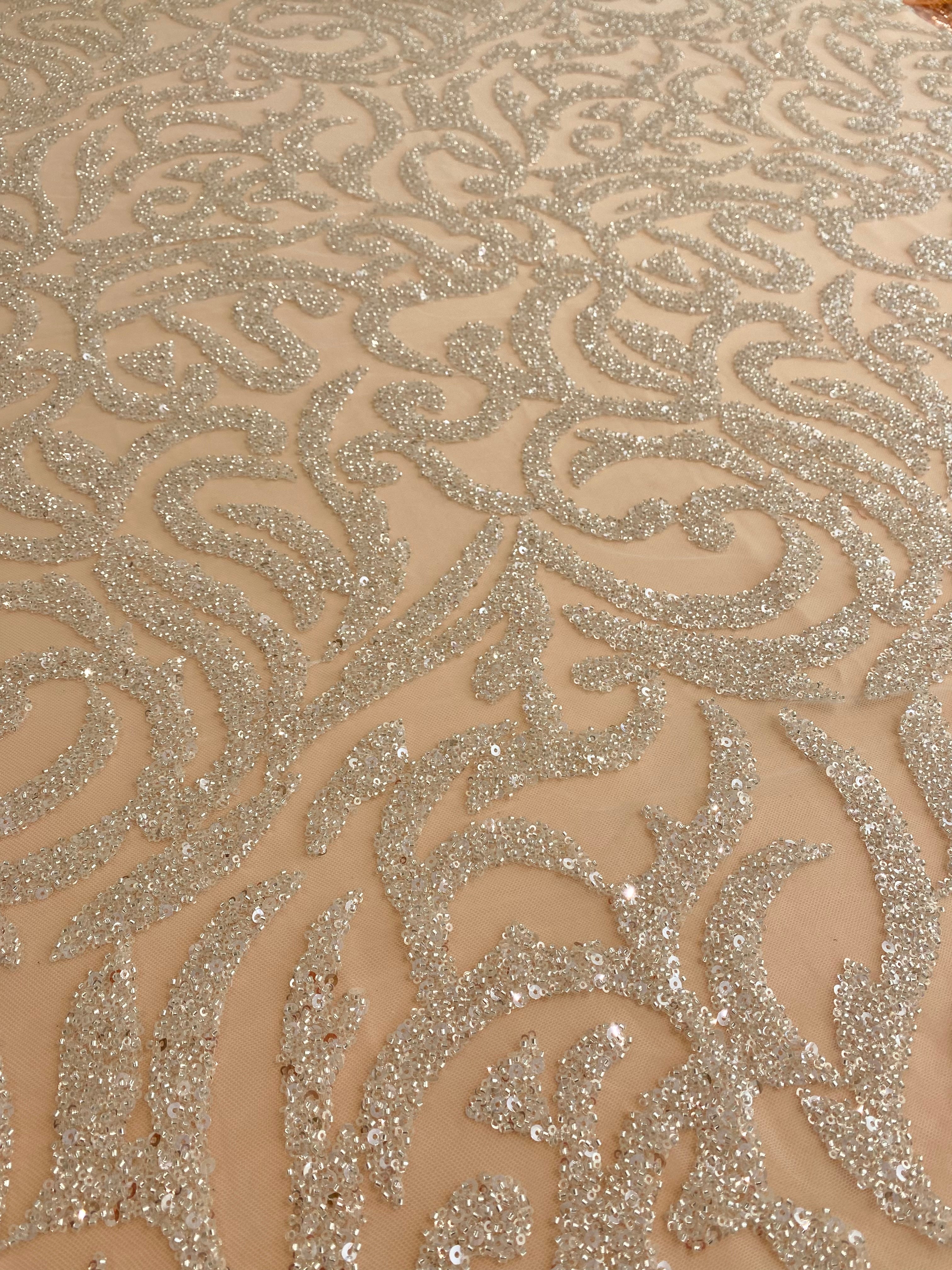 Dantela Couture Argintie pe Tulle Ivory cu Model Geometric, cu Margele si Paiete